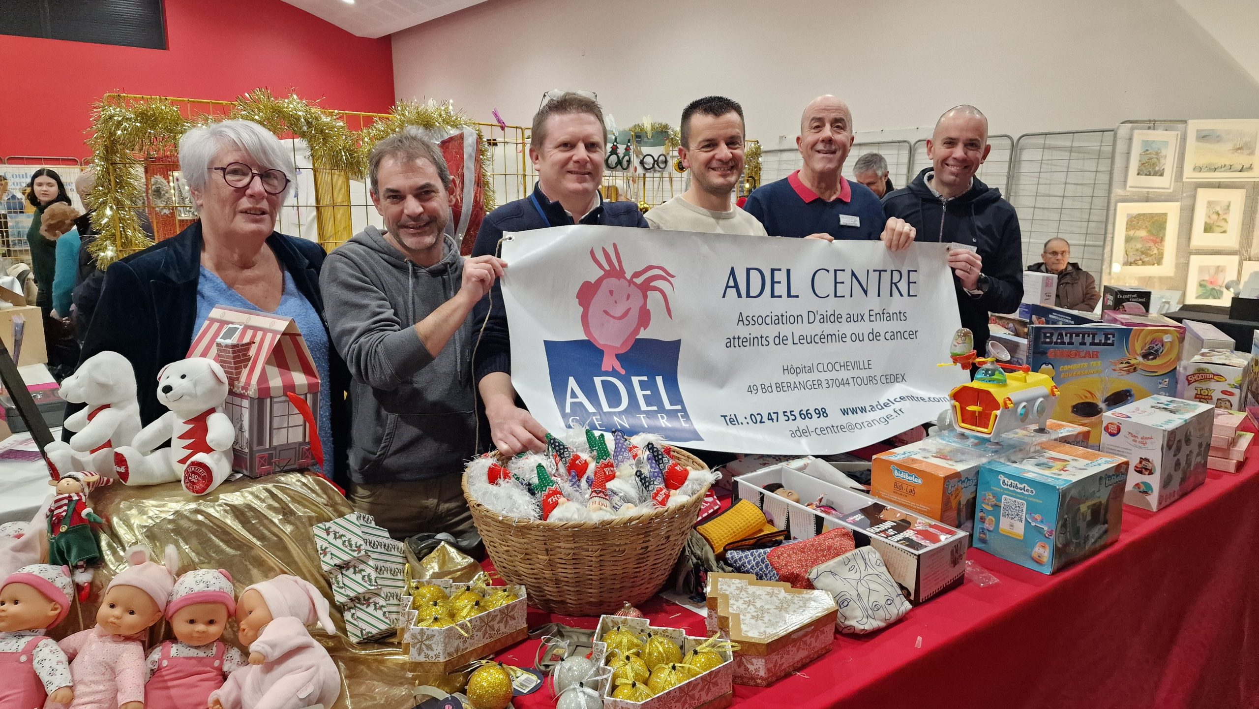 [🎅Marché de Noël 2025 – Nous y étions… ADEL aussi ! ]